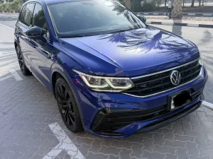 2022 فولجس فاجن تيغوان SE R-Line Black