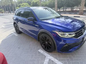 2022 فولجس فاجن تيغوان SE R-Line Black