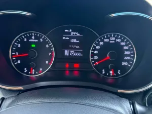 2015 كيا كي ٣ No Trim