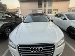 2018 اودي اس ٨ S Line