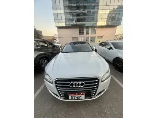 2018 Audi S8 في Abu Dhabi سيارة مستعملة
