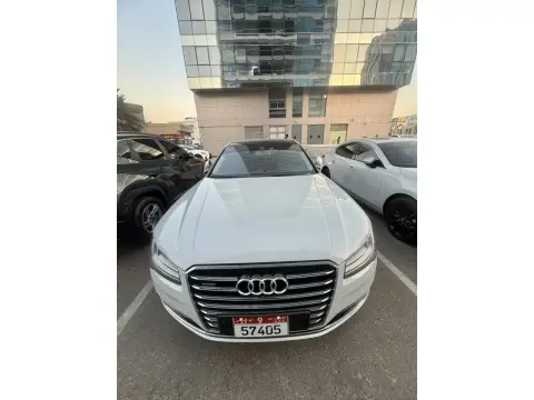 2018 اودي اس ٨ S Line