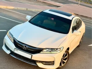 2017 هوندا أكورد Coupe