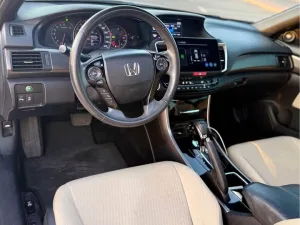 2017 هوندا أكورد Coupe