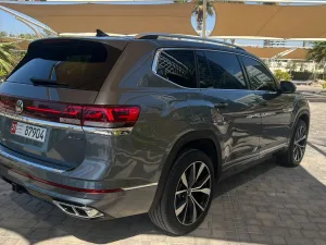 2024 Volkswagen Atlas SE