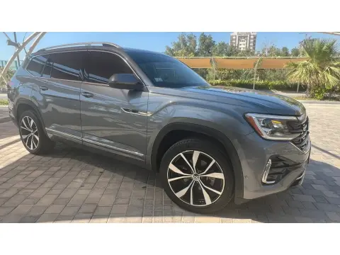 2024 Volkswagen Atlas SE