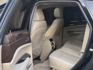 2012 كاديلاك اس ار اكس Base