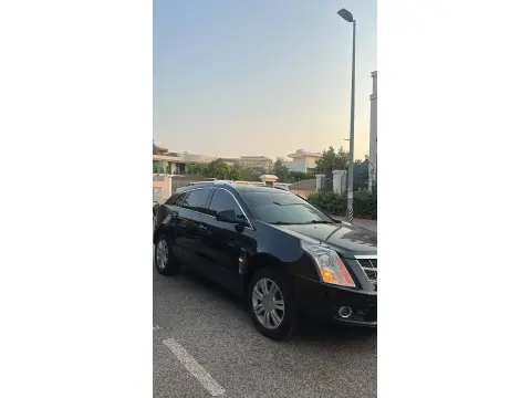 2012 كاديلاك اس ار اكس Base