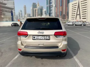 2014 جييب جراند شيروكي SRT