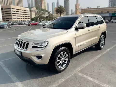 2014 جييب جراند شيروكي SRT