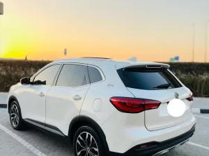 2022 MG HS No Trim