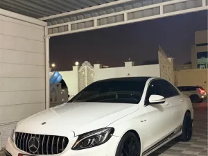 2015 مرسيدس-بنز آلفئة - C C300