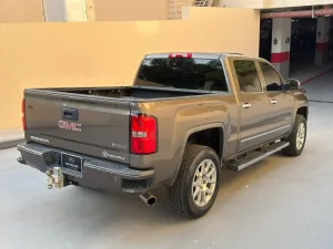 2015 GMC Sierra Denali