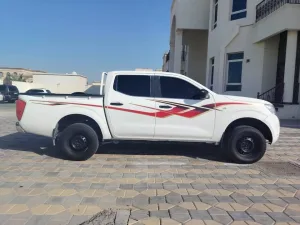 2017 نيسان نافارا S