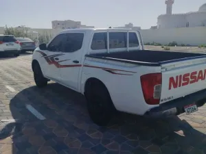 2017 نيسان نافارا S