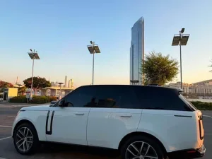 2024 لاند روفر رينج روفر HSE