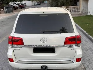 2014 تويوتا لاند كروزر EXR