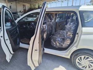 2025 سوزوكي ايرتيجا LXi