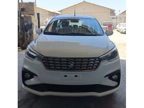 2025 سوزوكي ايرتيجا LXi