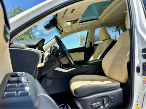 2019 لكزس NX - ان اكس NX300