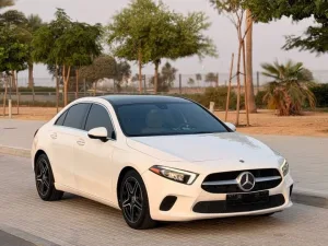 2020 مرسيدس-بنز الفئة - A A220 Sedan
