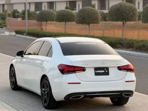 2020 مرسيدس-بنز الفئة - A A220 Sedan