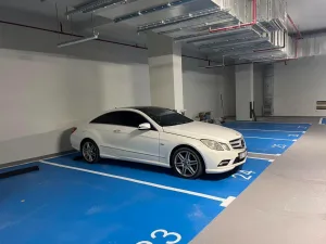 2010 مرسيدس-بنز الفئة - E E200 Coupe