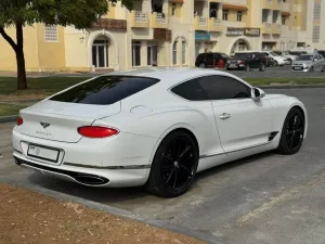 2019 بنتلي كونتيننتال GT W12