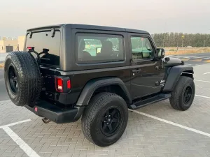 2018 جييب رانجلر Sahara Altitude