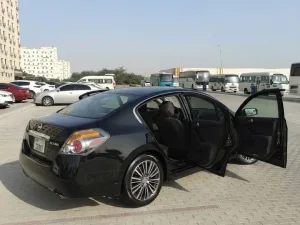 2012 نيسان آلتيما SR