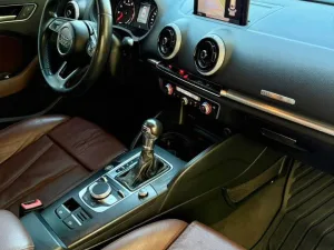 2018 اودي آي ٣ Premium