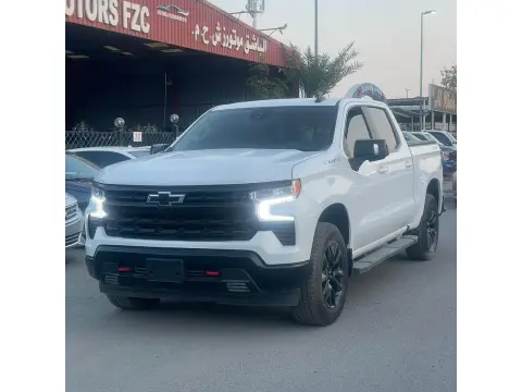 2024 شيفروليه سيلفرادو RST