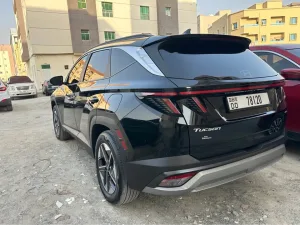 2025 هيونداي توسان SEL