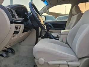 2010 تويوتا لاند كروزر VXR