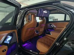 2024 بي أم دابليو الفئة - 7 735i
