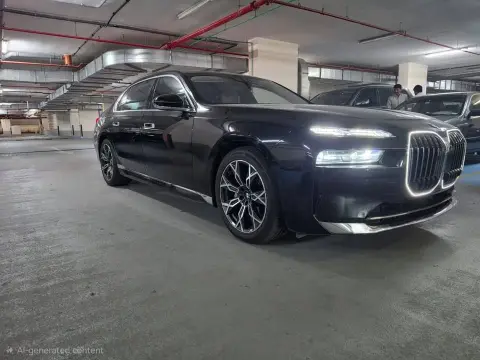 2024 بي أم دابليو الفئة - 7 735i