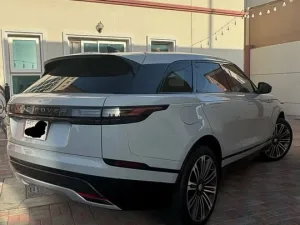 2025 لاند روفر رينج روفر فيلار R-Dynamic SE