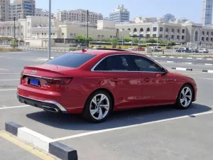 2020 اودي آي ٤ 40 TFSI