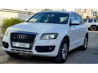 2012 Audi Q5 في Dubai سيارة مستعملة