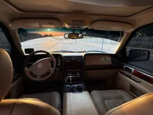 2005 لينكولن نافيجيتور Black Label