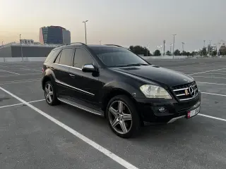 2009 Mercedes-Benz ML في Abu Dhabi سيارة مستعملة