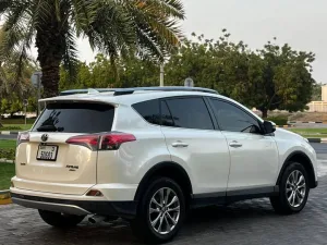 2017 تويوتا راف ٤ Adventure