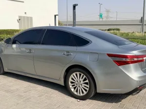 2015 تويوتا افالون S