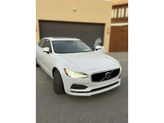 2018 Volvo S90 في Sharjah سيارة مستعملة