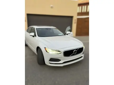 2018 فولفو آس٩٠