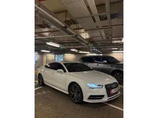 2015 Audi A7 في Abu Dhabi سيارة مستعملة