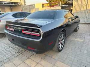 2015 دودج شالنجر SXT