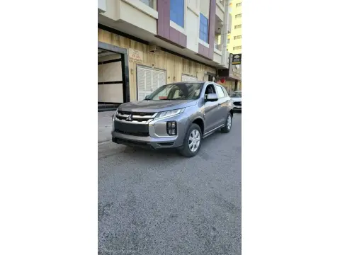 2022 ميتسوبيشي آي أس أكس GLX
