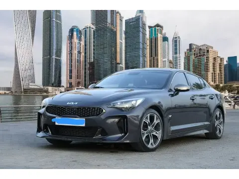 2021 كيا ستينجر GT-Line