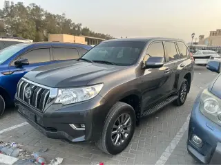 2018 Toyota Prado في Dubai سيارة مستعملة